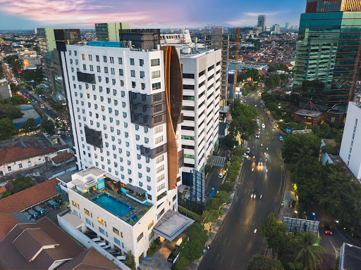 Crown Prince Hotel Surabaya City Center