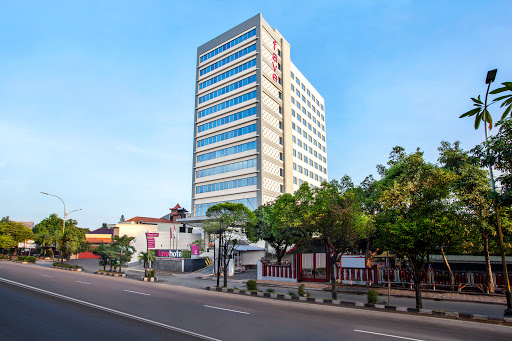 Favehotel Manahan