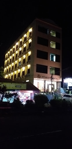 Dynasty Hotel