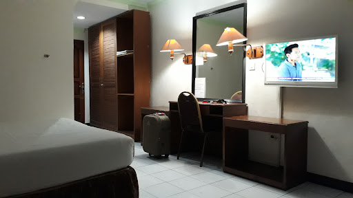 Bahtera Hotel