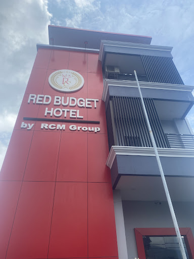 Hotel Red Budget