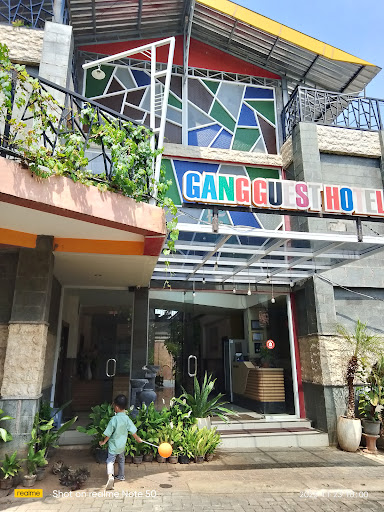 Gang guess hotel