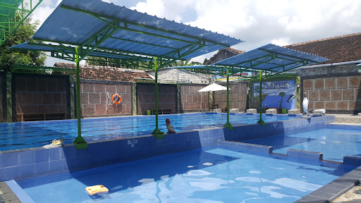 Atlantic Swimmingpool and Villa Tuban