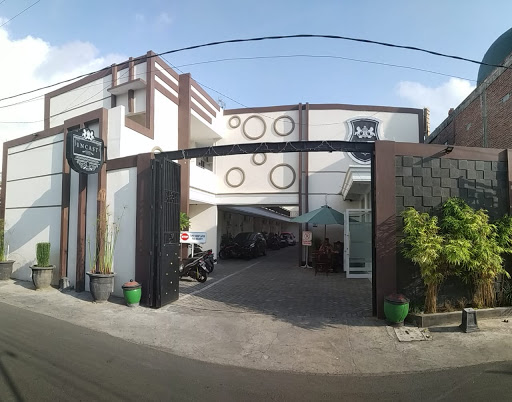 Incast Hotel
