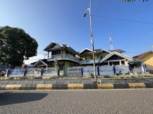 Wisma Amrach