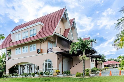 La Casa Borneo