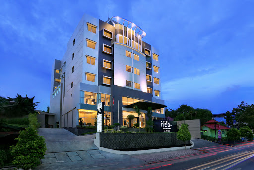 Hotel NEO+