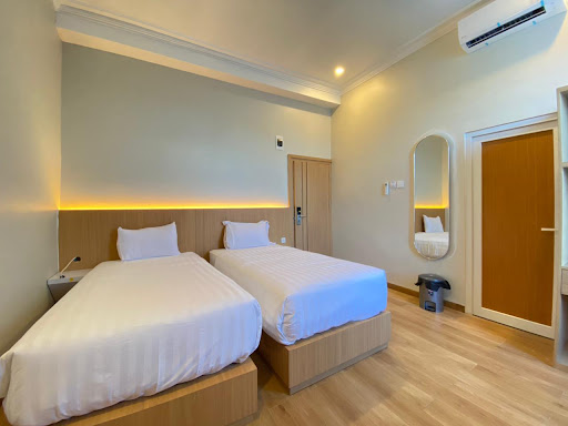 Garuda Hotel Managed By Calandra