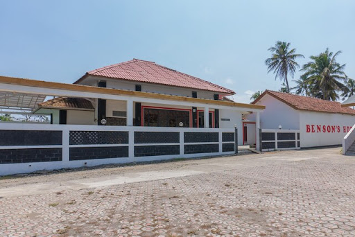 OYO 1525 Benson Hotel